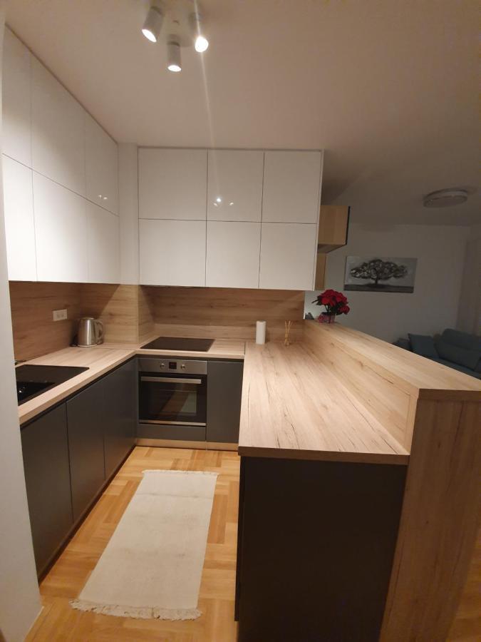 Apartman Luka Zagabria Esterno foto