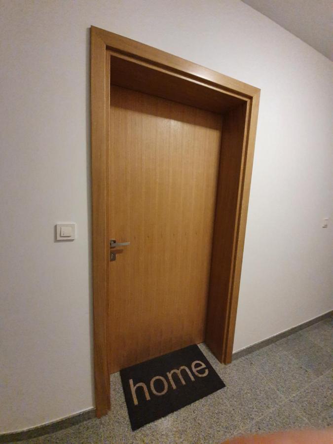 Apartman Luka Zagabria Esterno foto